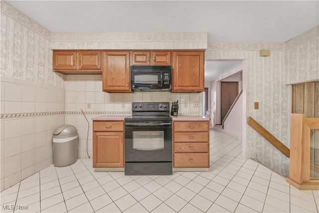 7234 Raynham Drive, Bedford Heights, OH 44146