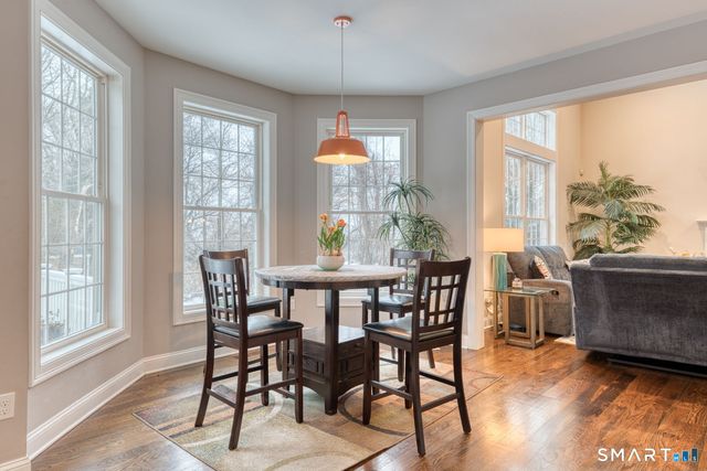 15 Squire Court, Trumbull, CT 06611