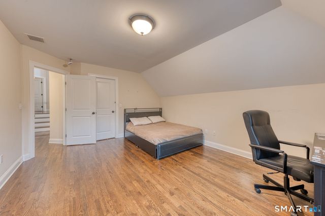 15 Squire Court, Trumbull, CT 06611