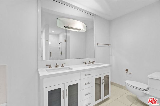 101 California Avenue 206, Santa Monica, CA 90403