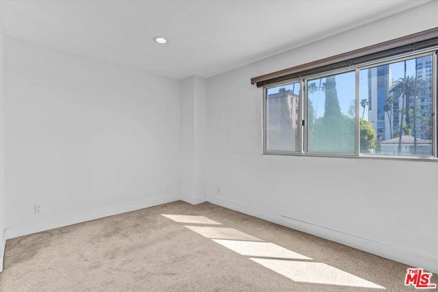 101 California Avenue 206, Santa Monica, CA 90403