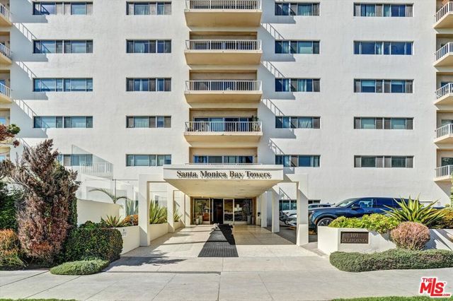 101 California Avenue 206, Santa Monica, CA 90403