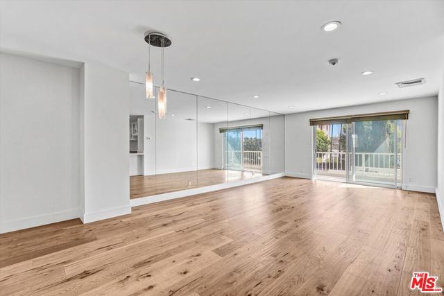 101 California Avenue 206, Santa Monica, CA 90403