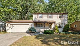 1752 Bonneville Drive, Norton Shores, MI 49441
