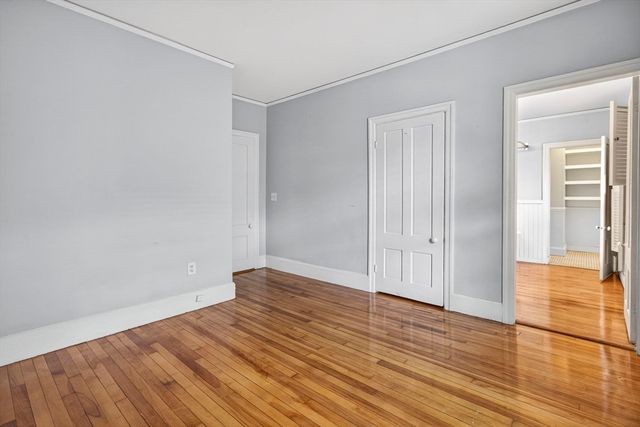 12 Crown St., Worcester, MA 01609