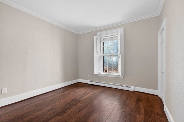 12 Crown St., Worcester, MA 01609