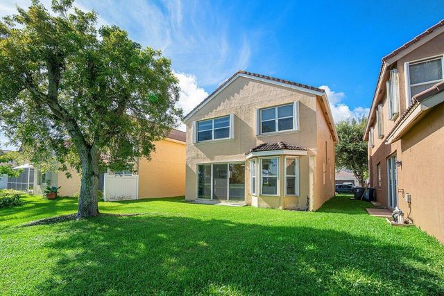 7835 Springfield Lake Drive, Lake Worth, FL 33467