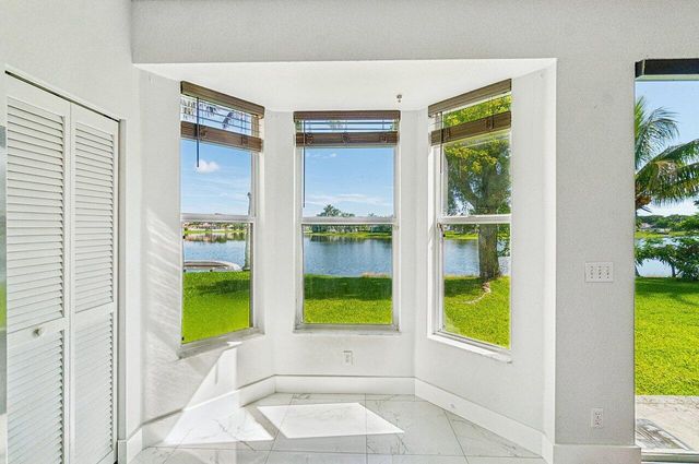 7835 Springfield Lake Drive, Lake Worth, FL 33467