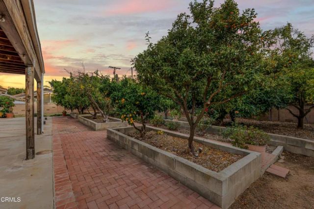 202 Faculty Street, Thousand Oaks, CA 91360