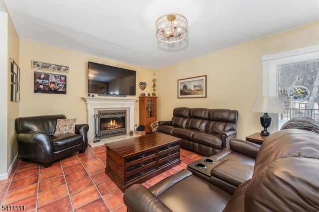 434 Charlestown Rd, Bethlehem Twp., NJ 08827