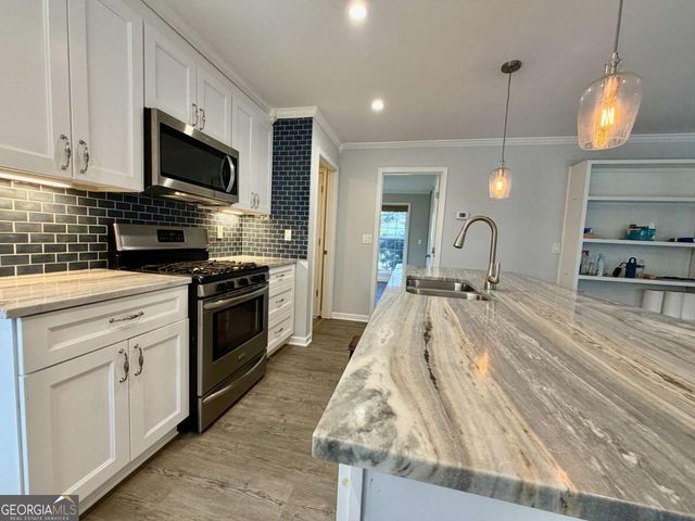 428 Lancaster Drive, Canton, GA 30114