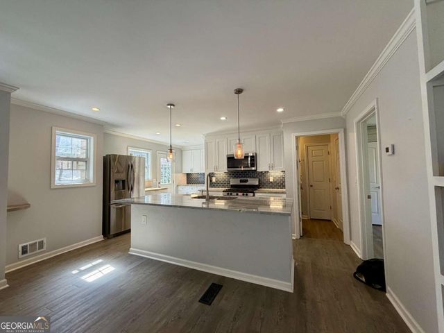 428 Lancaster Drive, Canton, GA 30114