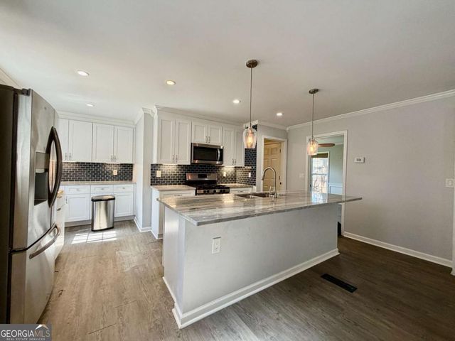 428 Lancaster Drive, Canton, GA 30114