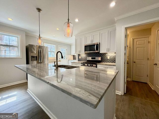 428 Lancaster Drive, Canton, GA 30114