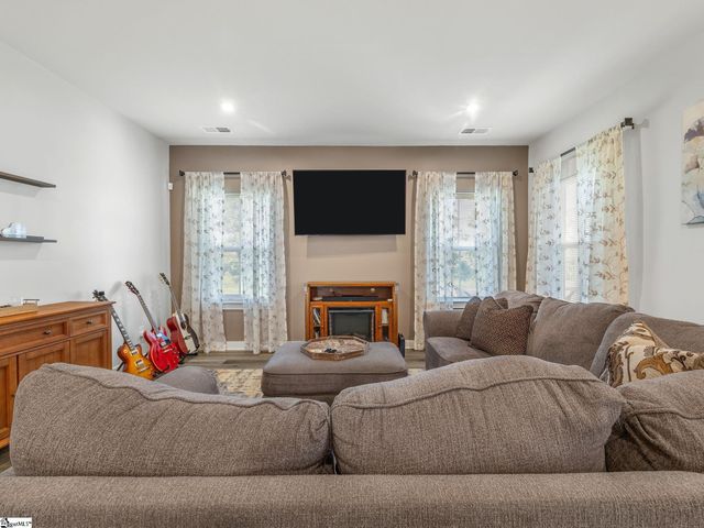 2016 Sousa Court, Spartanburg, SC 29307