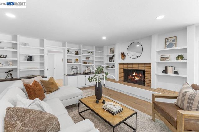 55 Mott Drive, Alamo, CA 94507