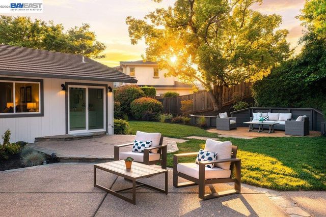55 Mott Drive, Alamo, CA 94507