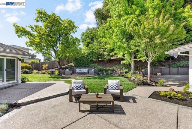 55 Mott Drive, Alamo, CA 94507