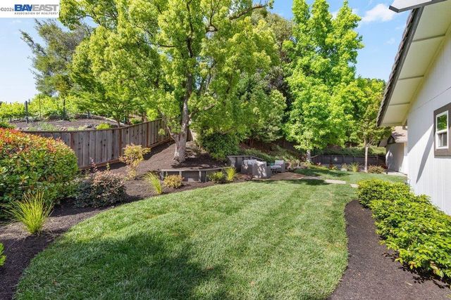 55 Mott Drive, Alamo, CA 94507