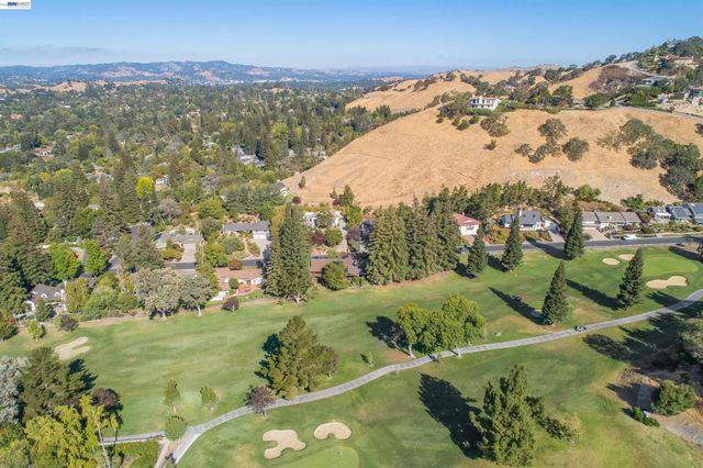 55 Mott Drive, Alamo, CA 94507