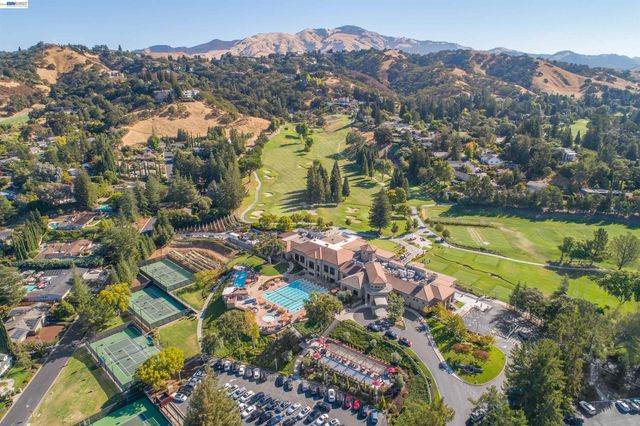 55 Mott Drive, Alamo, CA 94507