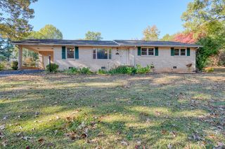 6123 Woodfield Circle, Spartanburg, SC 29303
