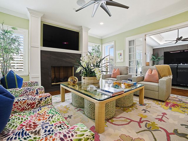 858 PINCKNEY LANE, The Villages, FL 32162