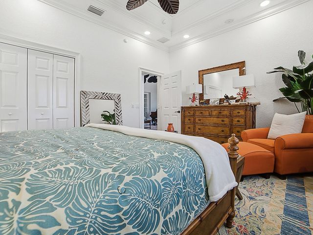 858 PINCKNEY LANE, The Villages, FL 32162