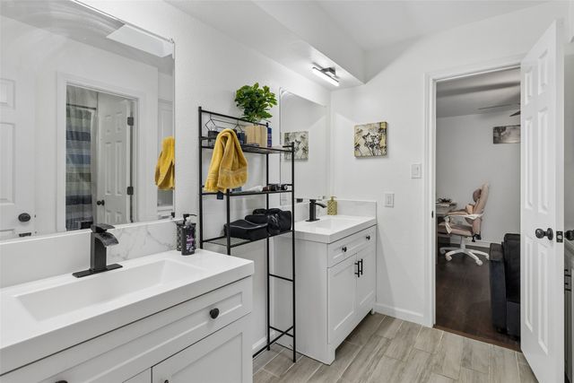 2405 Hanover Court, Rowlett, TX 75088