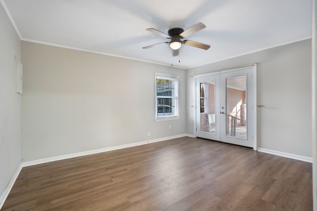 311 Edgewood St, Paris, TN 38242