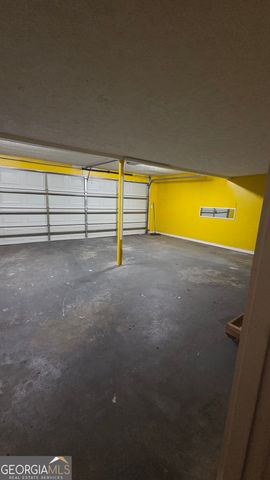 5251 Greenpoint Drive, Stone Mountain, GA 30088