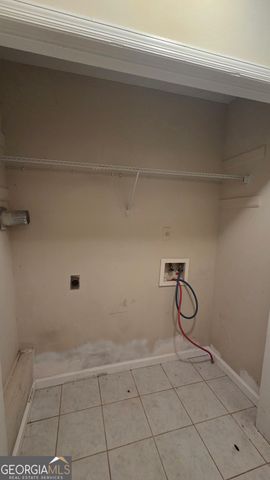 5251 Greenpoint Drive, Stone Mountain, GA 30088