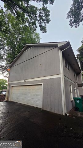 5251 Greenpoint Drive, Stone Mountain, GA 30088