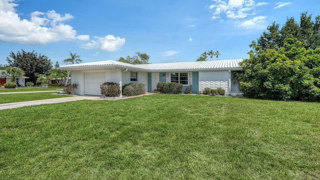 2822 SAFE HARBOR CIRCLE, Sarasota, FL 34231