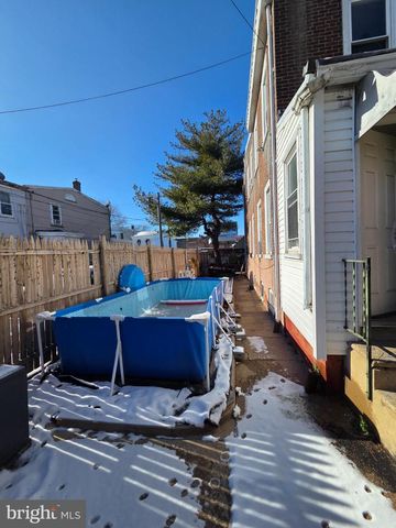 2069 MARGARET ST, Philadelphia, PA 19124