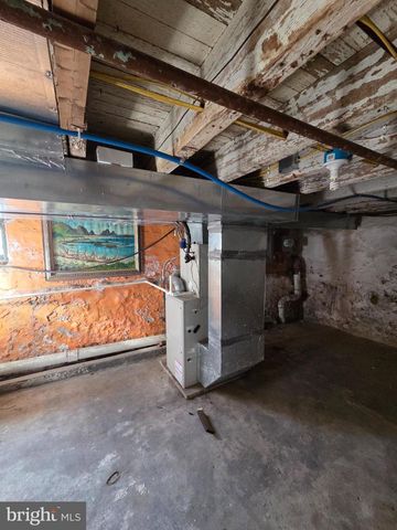 2069 MARGARET ST, Philadelphia, PA 19124