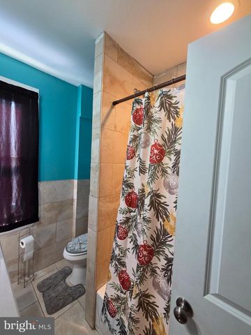 2069 MARGARET ST, Philadelphia, PA 19124