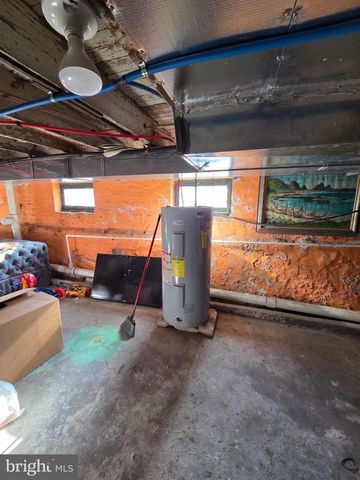 2069 MARGARET ST, Philadelphia, PA 19124