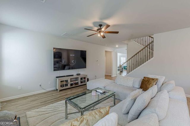 4876 Elm Leaf Drive SW, Atlanta, GA 30331