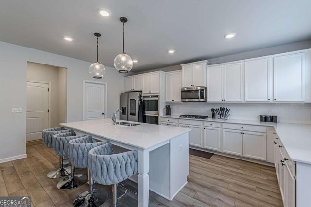 4876 Elm Leaf Drive SW, Atlanta, GA 30331