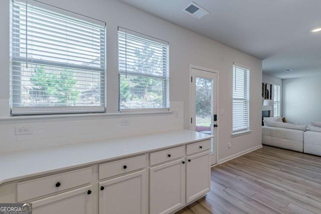 4876 Elm Leaf Drive SW, Atlanta, GA 30331