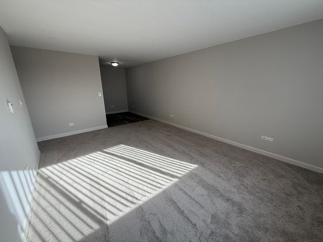 7300 W North Avenue 2J, Elmwood Park, IL 60707