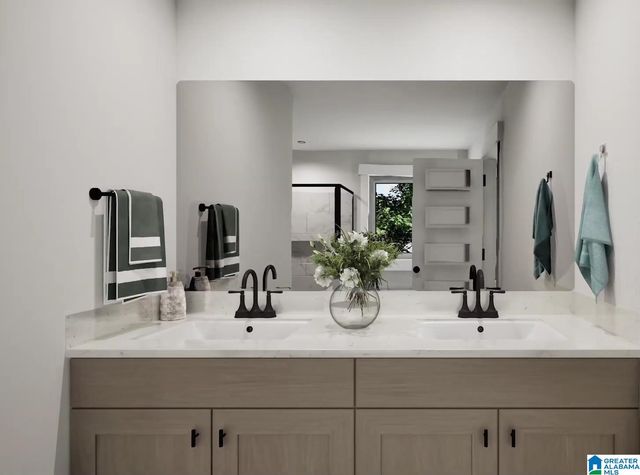 7079 VALLEY BRIDGE ROAD, Hueytown, AL 35023