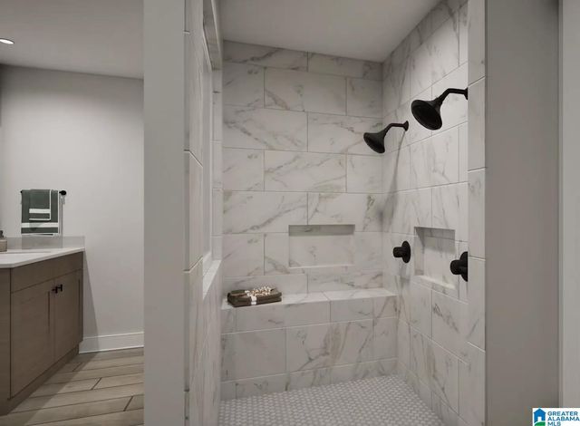 7079 VALLEY BRIDGE ROAD, Hueytown, AL 35023