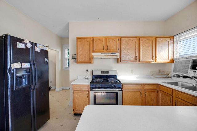 1241 172nd Street, Hammond, IN 46324