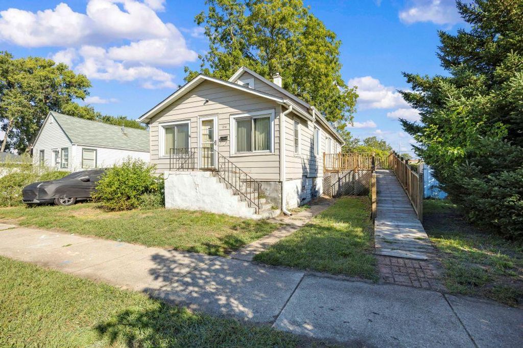 1241 172nd Street, Hammond, IN 46324