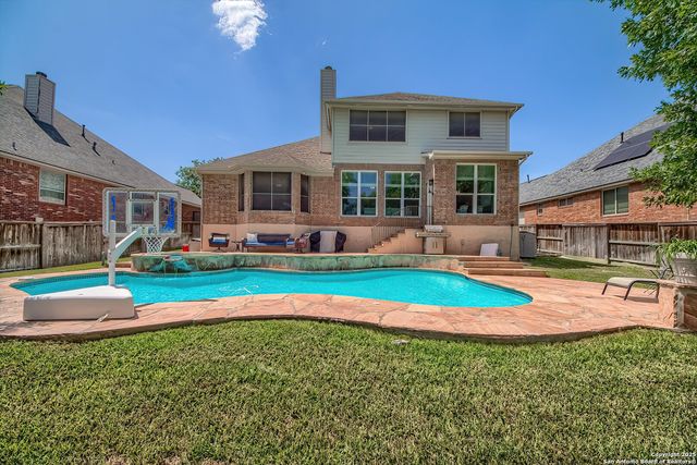 24106 Middle Fork, San Antonio, TX 78258
