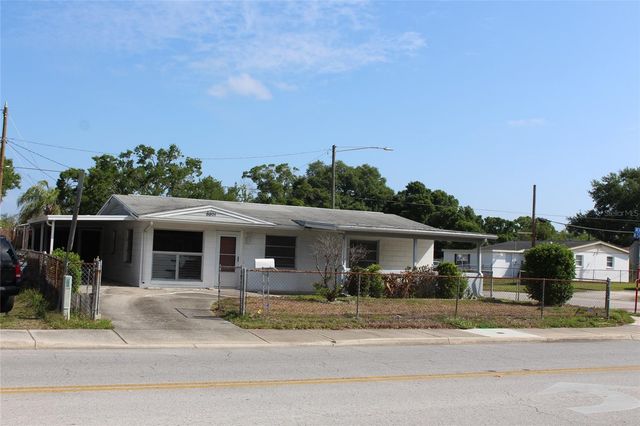 5801 82ND AVENUE N, Pinellas Park, FL 33781