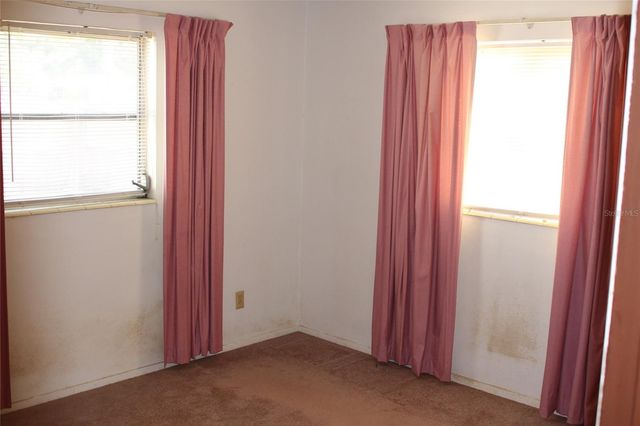 5801 82ND AVENUE N, Pinellas Park, FL 33781