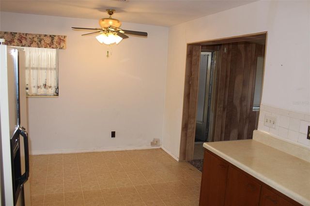 5801 82ND AVENUE N, Pinellas Park, FL 33781